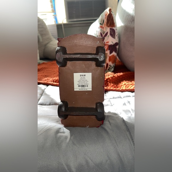 Decorative Fall Truck - Picture 4 of 4